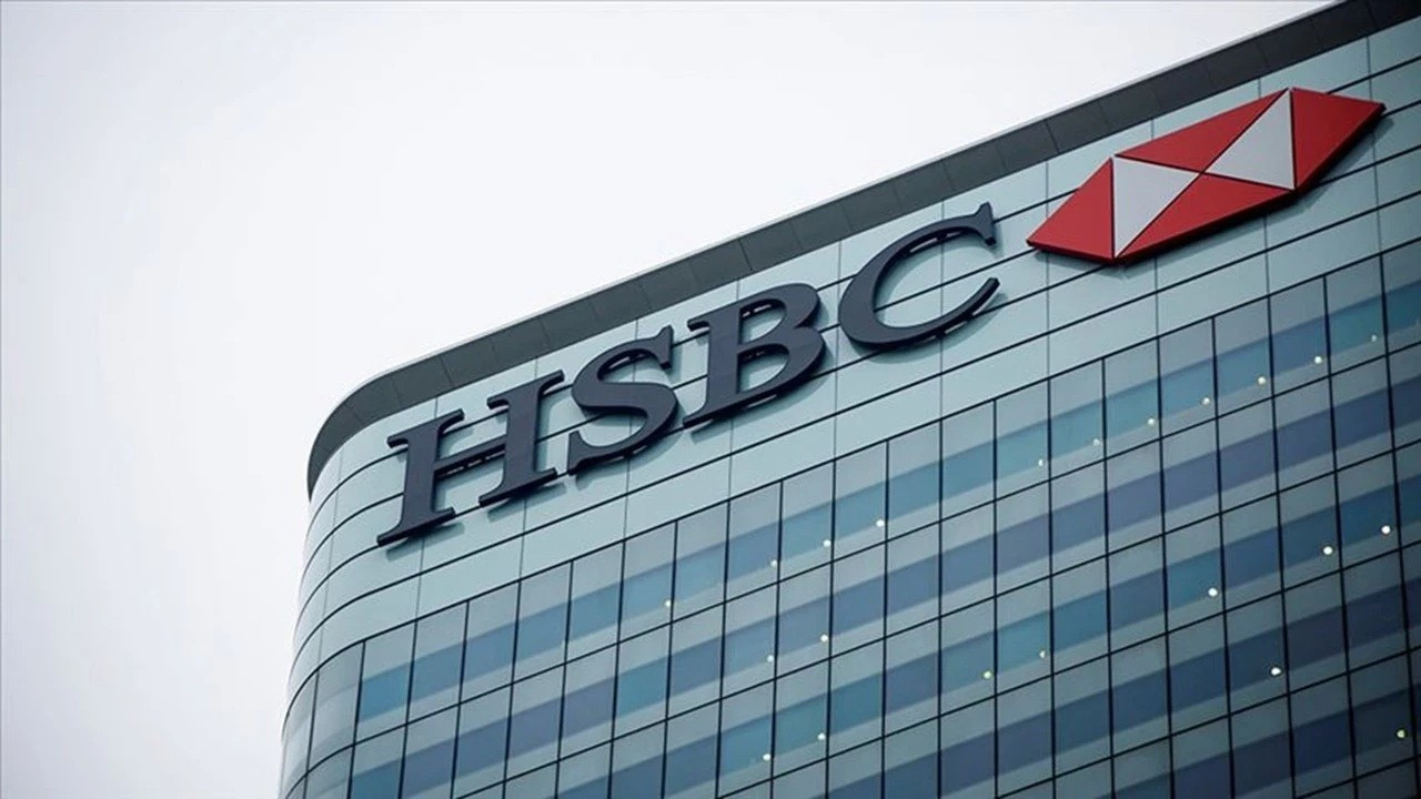 Dubai merkezli Emirates NBD Türkiye'de Büyümeyi Hedefliyor: HSBC Girişimi ve Pazar Dinamikleri