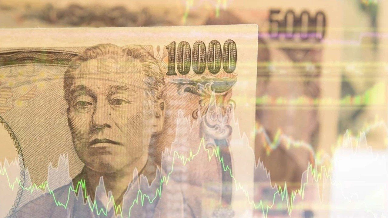 Japon Yeni ABD Doları Karşısında Rekor Düşüşle Gündemde: Müdahale Tartışmaları Yeniden Alevlendi
