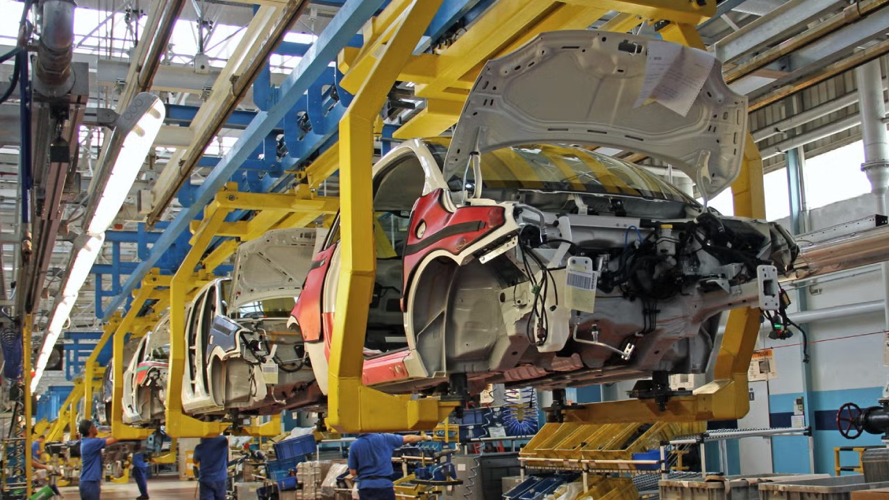 76 yıldır otomotiv bölümündeydi... Dev şirket iflas etti
