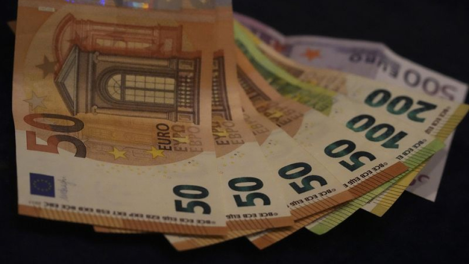 AB'den Macaristan'a 10 milyar euroluk fon