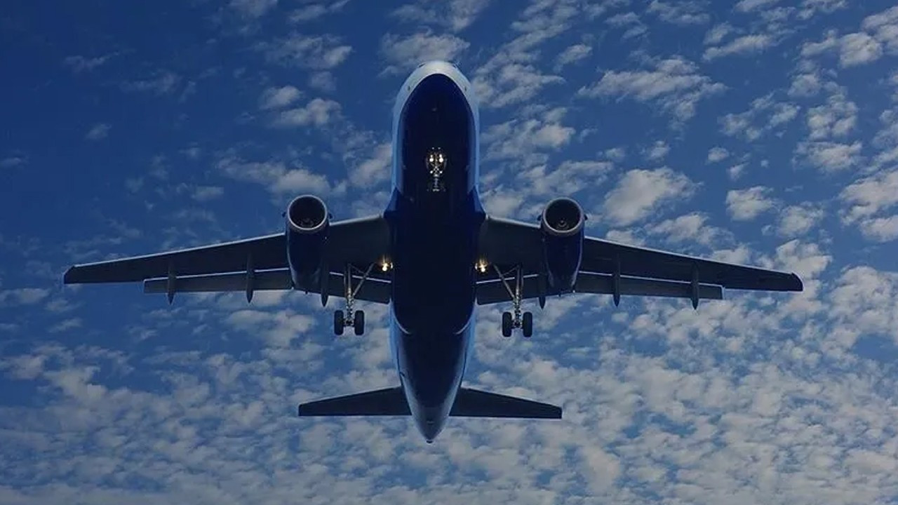 Antalya ve İzmir İçin SunExpress’in Yoğun Dönem Planı: Yeni Hatlar ve Rekor Yolcu Taşımaları