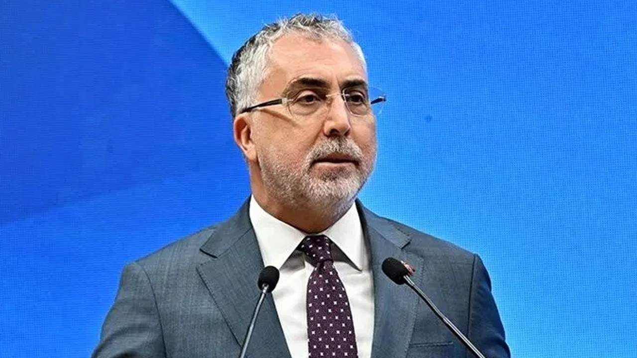 Bakan Işıkhan'dan dijital dönüşüm bildirisi: Emek ve alın terine biçilen paha değişmeyecek