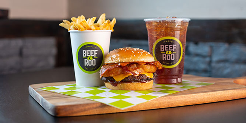 Beef-a-Roo’da Maaş Krizi ve Şube Kapanmaları: Uzun Vadeli Planların Gölgelerinde