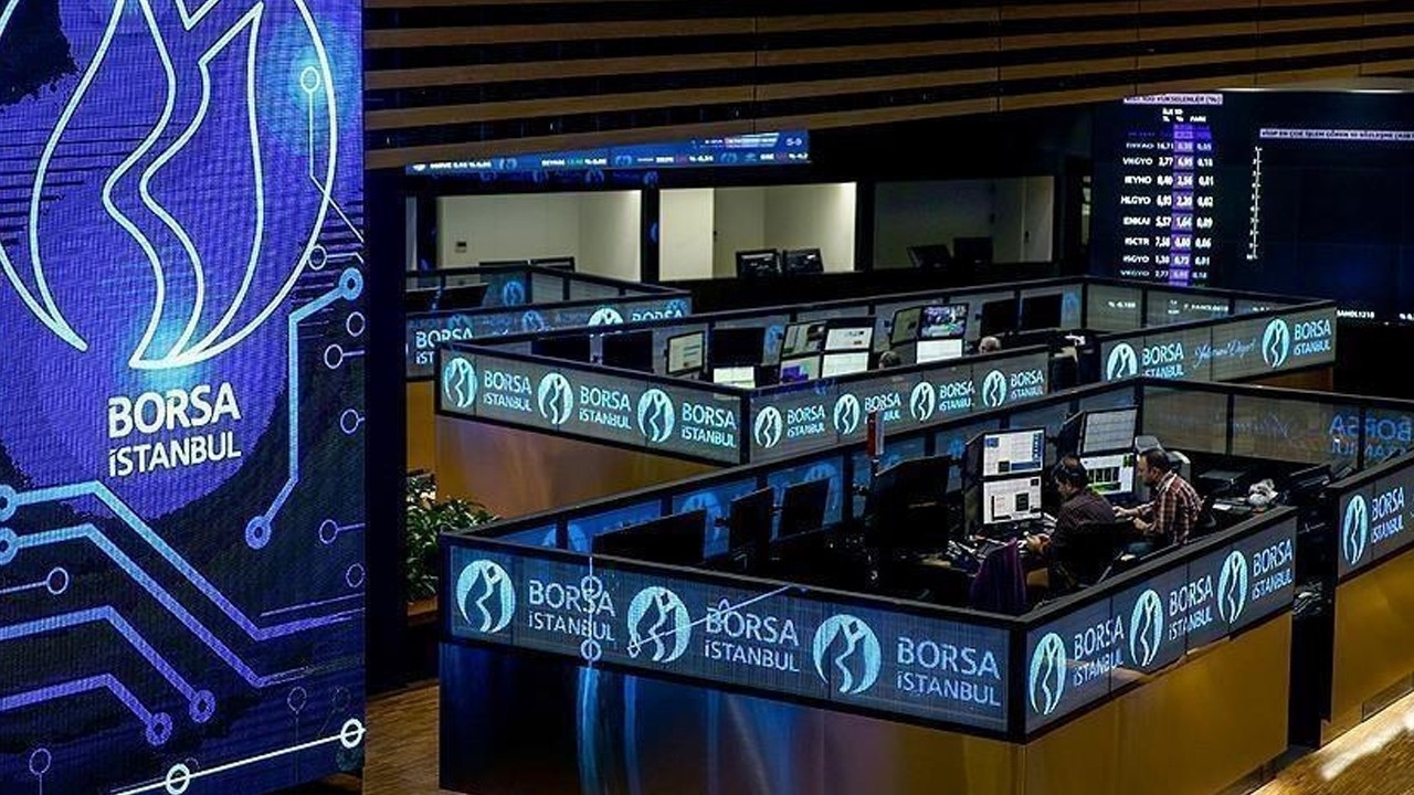 BIST 100 Günü 0,05’lik Artışla Kapattı: Bankacılık ve Sektör Endekslerinde Hareketler