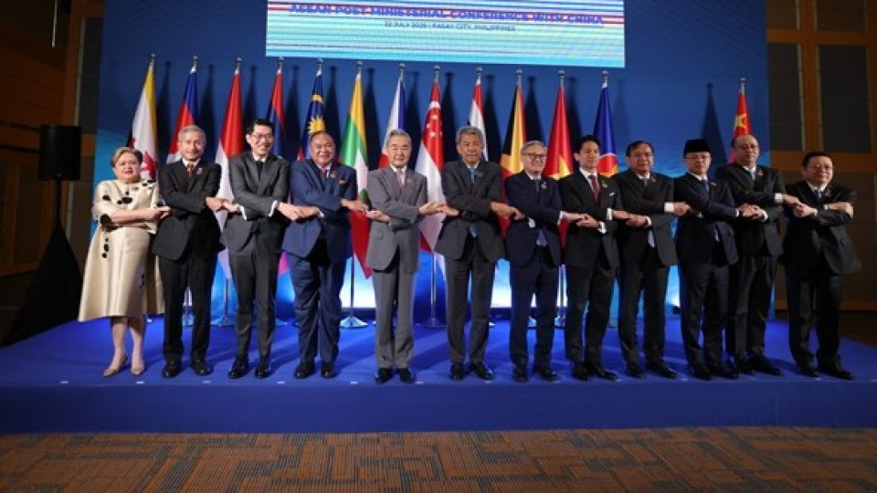 Çin ve ASEAN'dan güç işbirliğini güçlendirme kararı