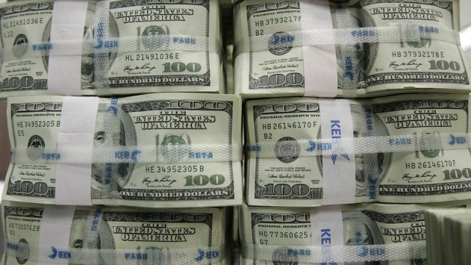 Doların Gücü ve Gelişmekte Olan Piyasalar Üzerindeki Yansımaları: Finansal Kurumların Stratejileri