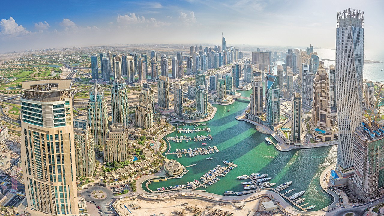 Dubai'ye gidecekler dikkat! Vize kuralları değişti, 47 bin TL'yi geçti