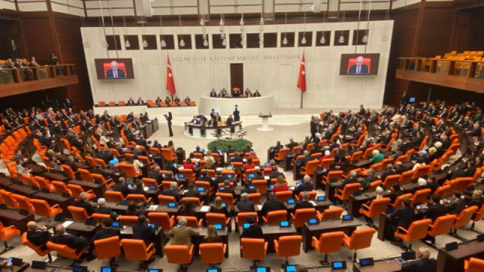 En düşük emekli aylığı düzenlemesi TBMM Genel Şurası'nda