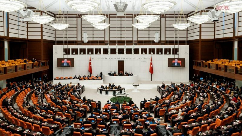 En düşük emekli aylığını da içeren kanun teklifi komitede