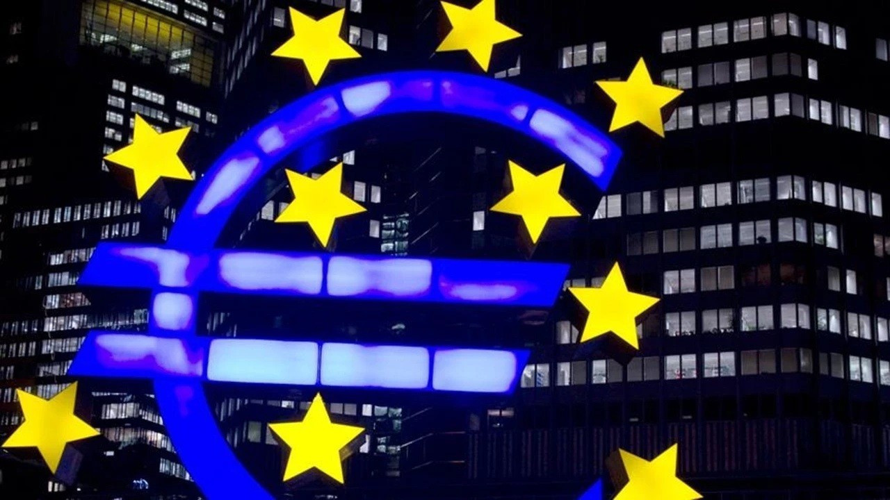Euro Bölgesi Sentix Endeksi Temmuzda Yatırımcı Güveninde Belirgin Artış: Nedenler ve Yansımalar