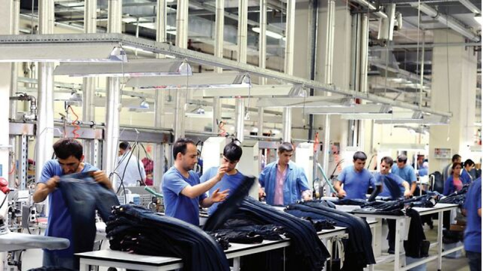 "Fabrikalar iş azlığı sebebiyle haziran ve temmuzda toplu tatile çıkıyor"