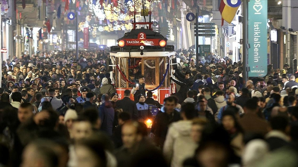 Göç eden her 100 şahıstan 21'inin gayesi daha düzgün bir hayat