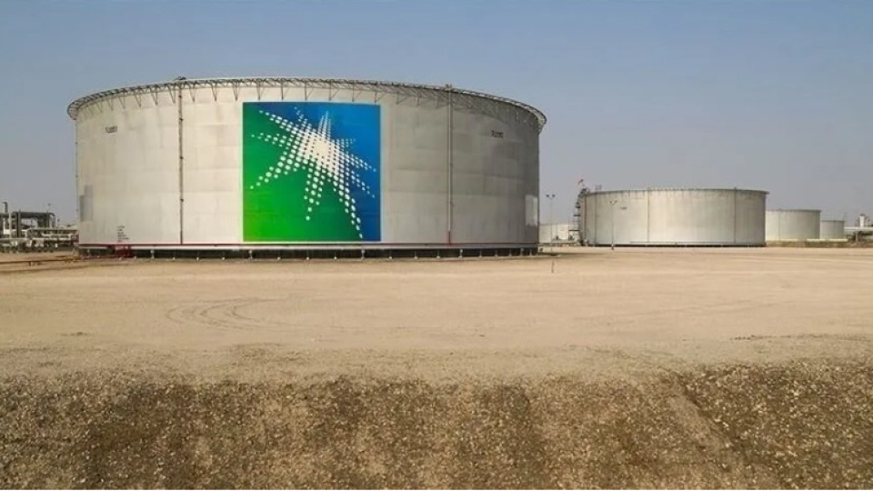 Husilerden Suudi petrol tesislerine hücum