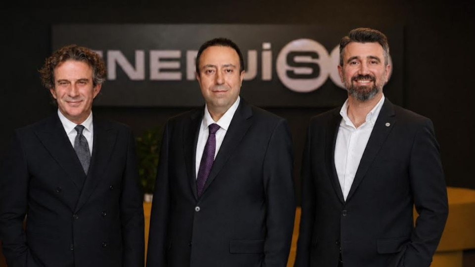 Oğuzhan Özsürekçi Enerjisa Enerji CEO’luğu, Murat Pınar ise Sabancı Holding Stratejik Yatırımlarında görev yapacak