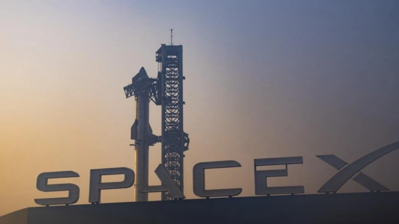 SpaceX paylarında sert düşüş: Halka arz fiyatının da altını gördü