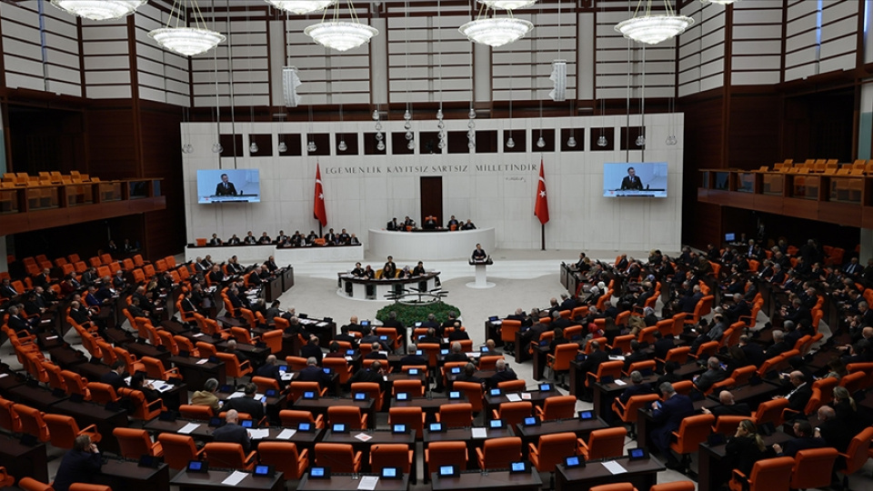 TBMM'de sandalye dağılımı değişti