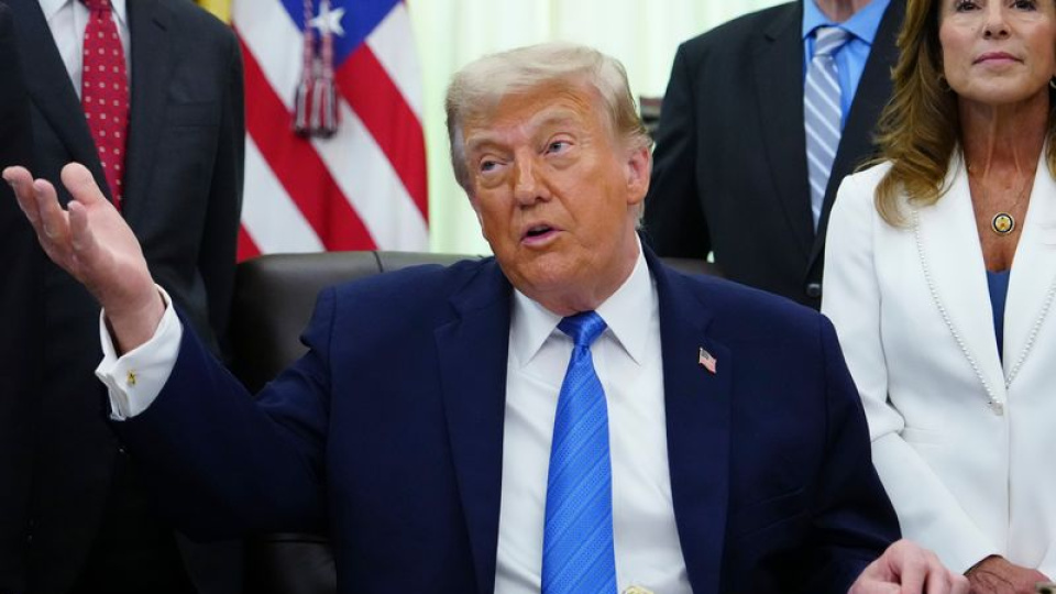 Trump, Hürmüz Boğazı'nda gemilere verilecek zararın İran parasıyla karşılanacağını belirtti