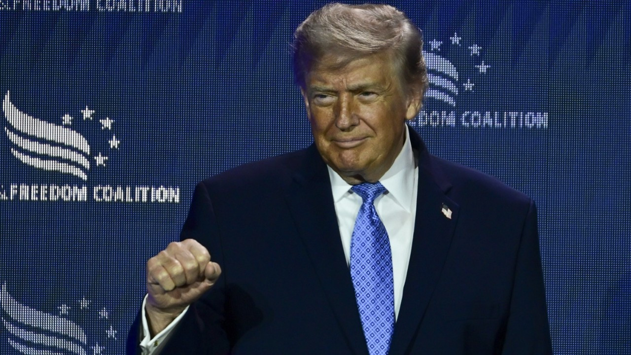 Trump’ın Kripto Gelirleri ve Yatırımcı Zararları: Yıllık Bildirimde Çarpıcı Ramanlar