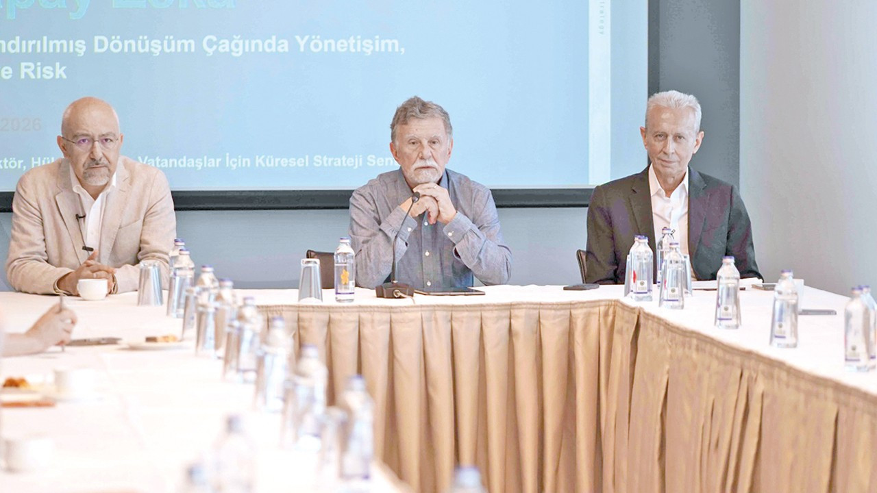 Türkiye’de Yapay Zeka Stratejisi: Egemenlik, Yatırım ve Yönetişim Dönemeci Söylem