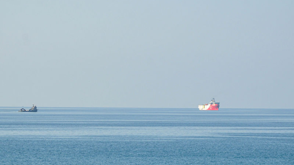 Türkiye Kıbrıs'a doğalgaz çizgisi için Akdeniz'de Navtex duyurdu
