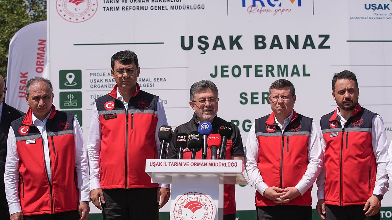 Türkiye'nin Tarımsal Stratejisi: Jeotermal Seralar ve Organize Tarım Bölgeleriyle Büyüme