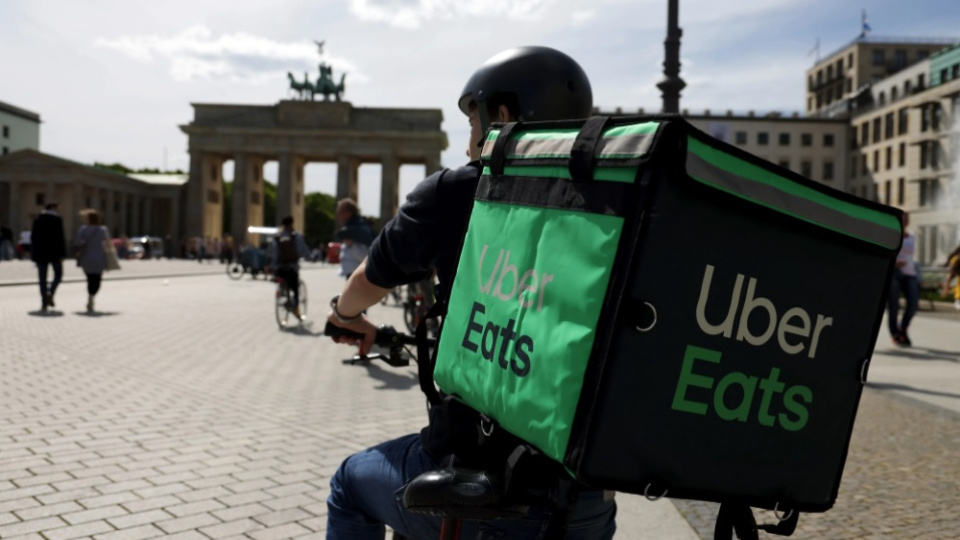 Uber, Delivery Hero'yu satın almak için anlaştı